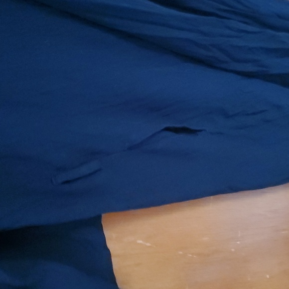 Ambrielle Black Robe - Picture 5 of 7